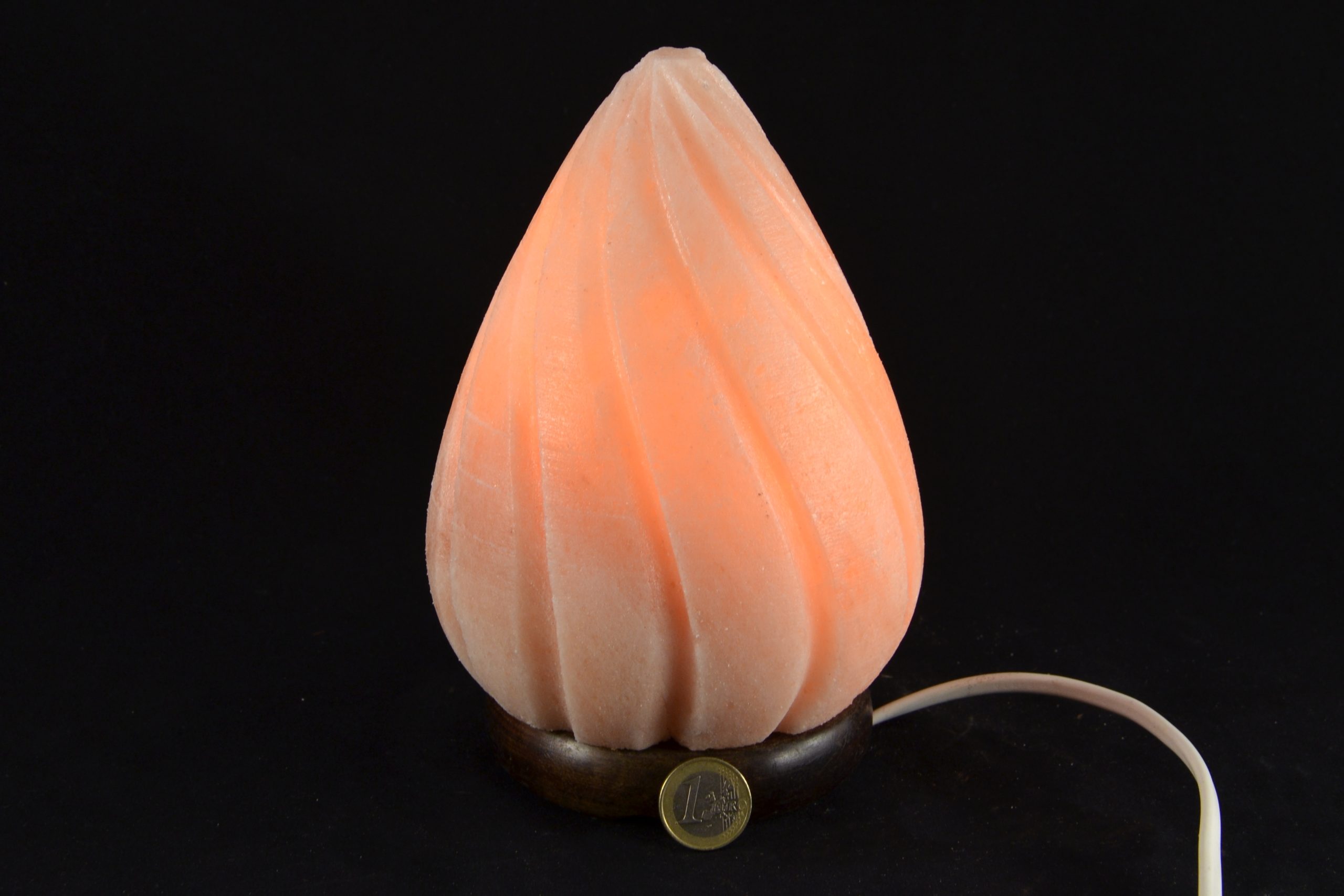 Elektrická soľná lampa z himalájskej soli, Plameň, 2,3–2,6 kg, drevený podstavec – Obrázok 2